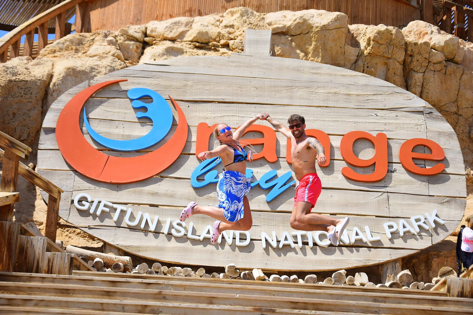 Hurghada : Île Orange Bay avec massage, snorkeling et déjeuner